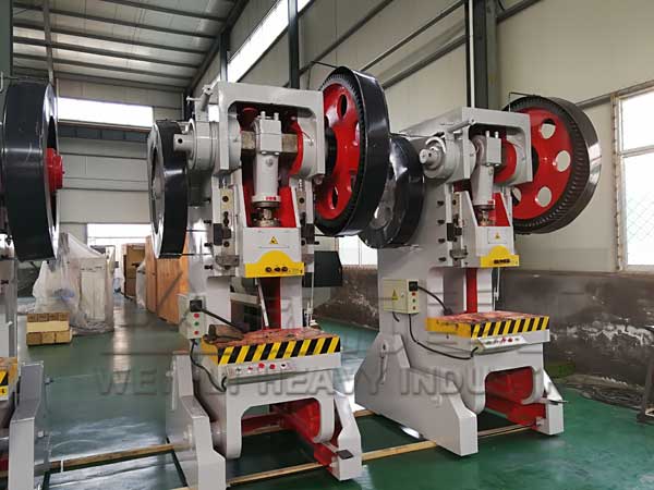 開式可傾沖床現(xiàn)貨圖片